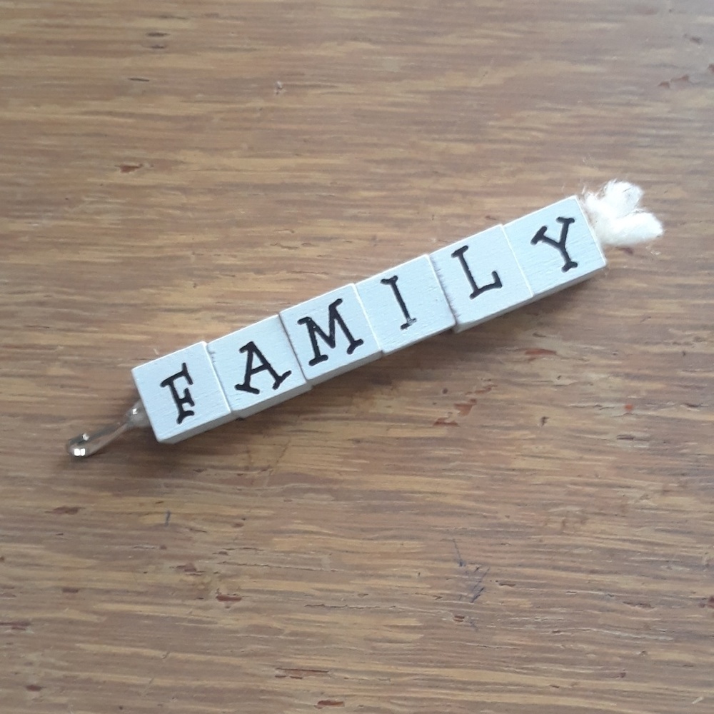 "Family" mini keychain